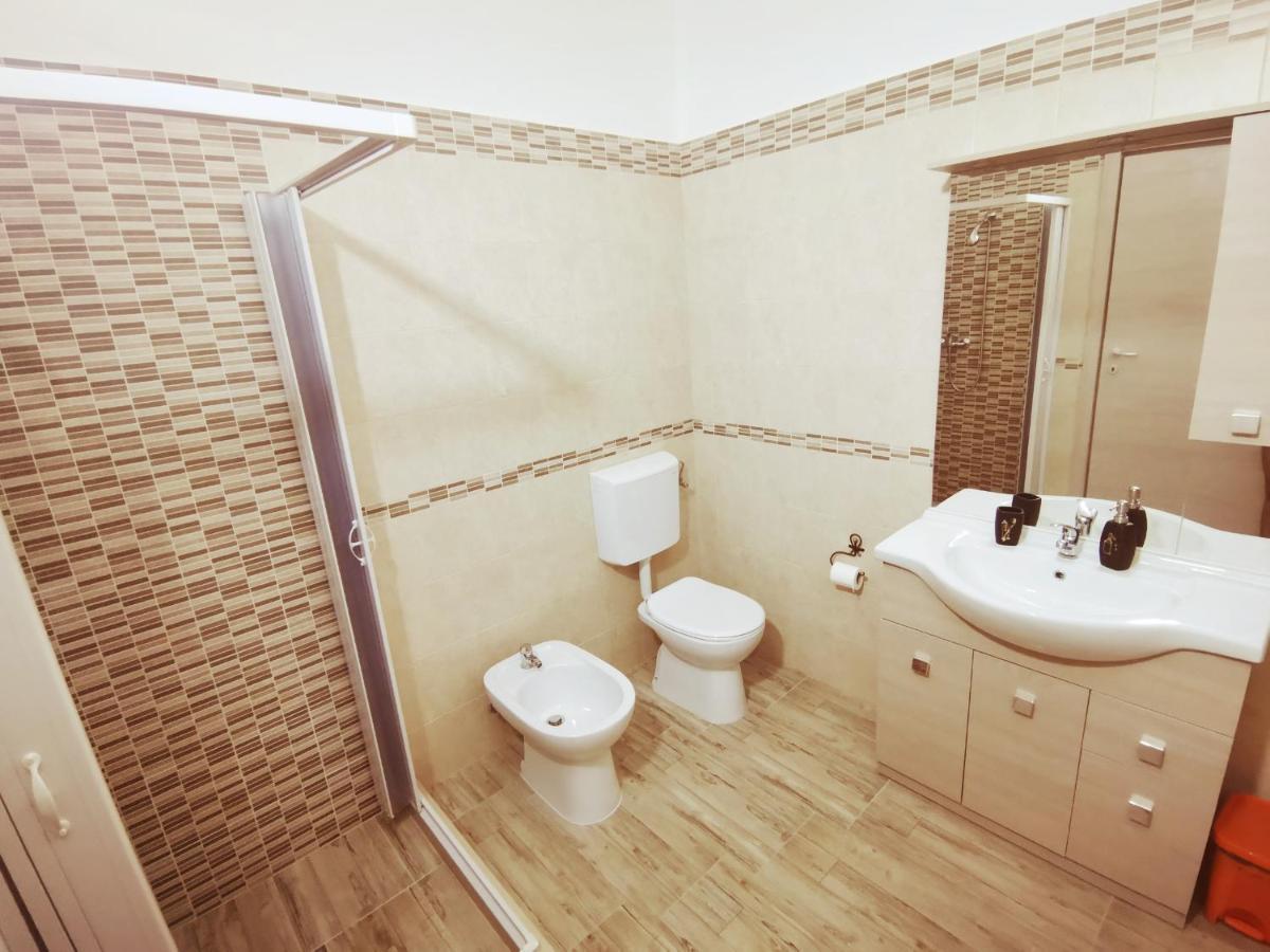 Hotel Via Alessandria Racale Zewnętrze zdjęcie